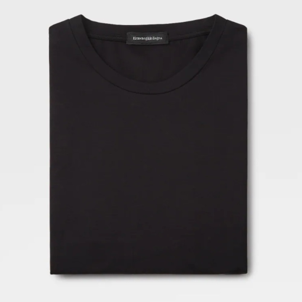 Ermenegildo Zegna black cotton tshirt. Size small